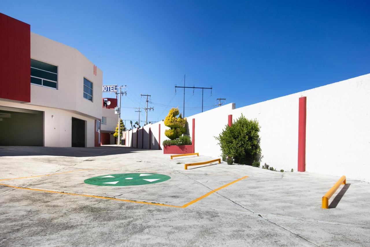 Hotel Euro Confort,Pachuca エクステリア 写真